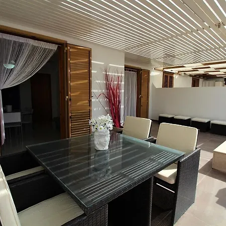 Violet House Appartement *
